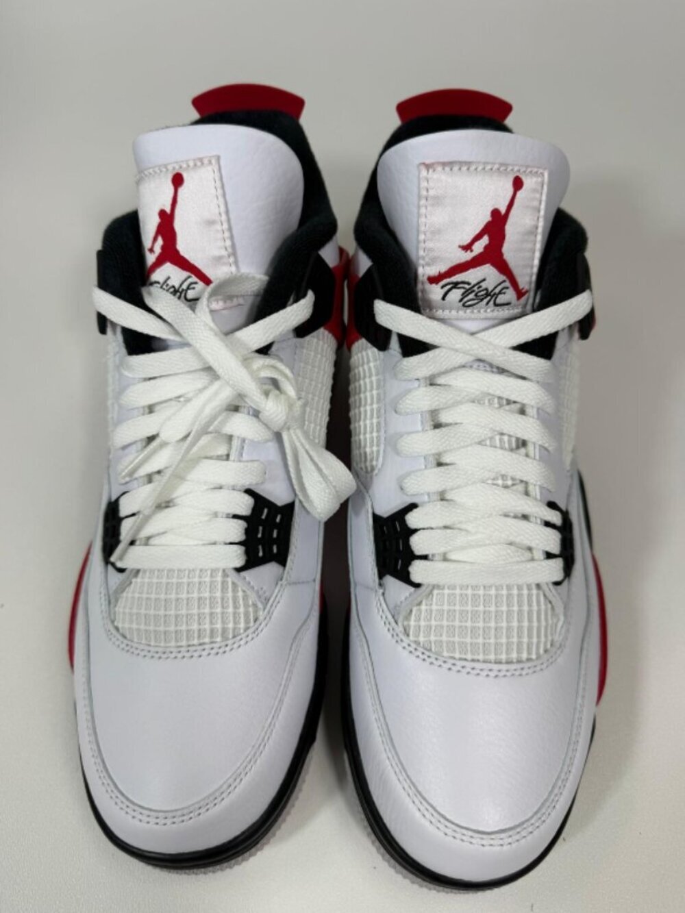 Jordan 4 Retro Red Cement - US 10.5 - Picture 4 of 6